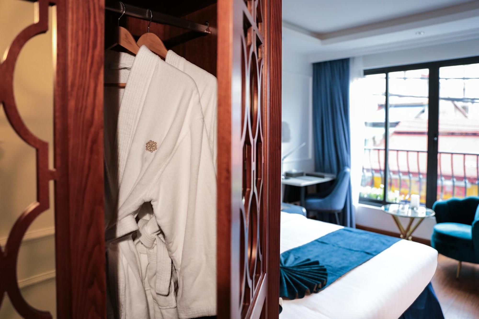 Hanoi Fiesta Central Hotel And Spa Exterior foto