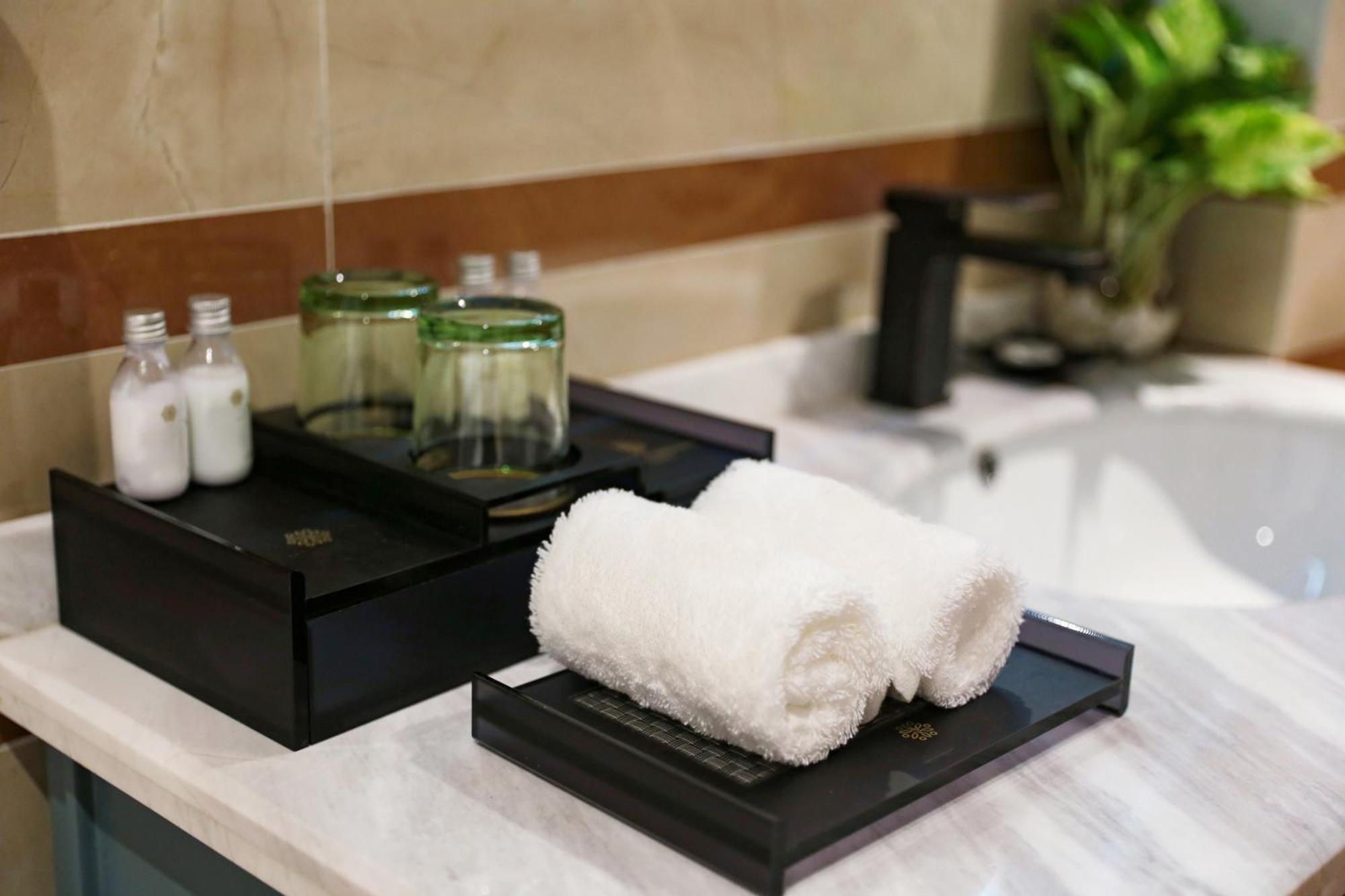 Hanoi Fiesta Central Hotel And Spa Exterior foto